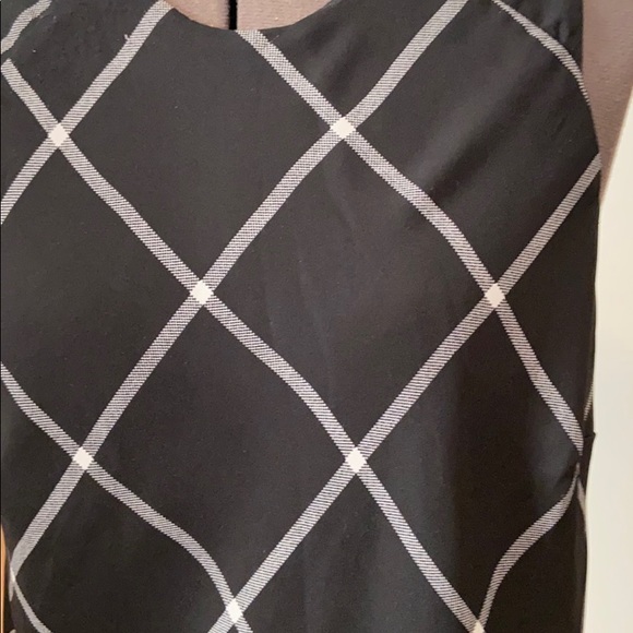 Willi Smith Black and white sleeveless blouse - Picture 2 of 3